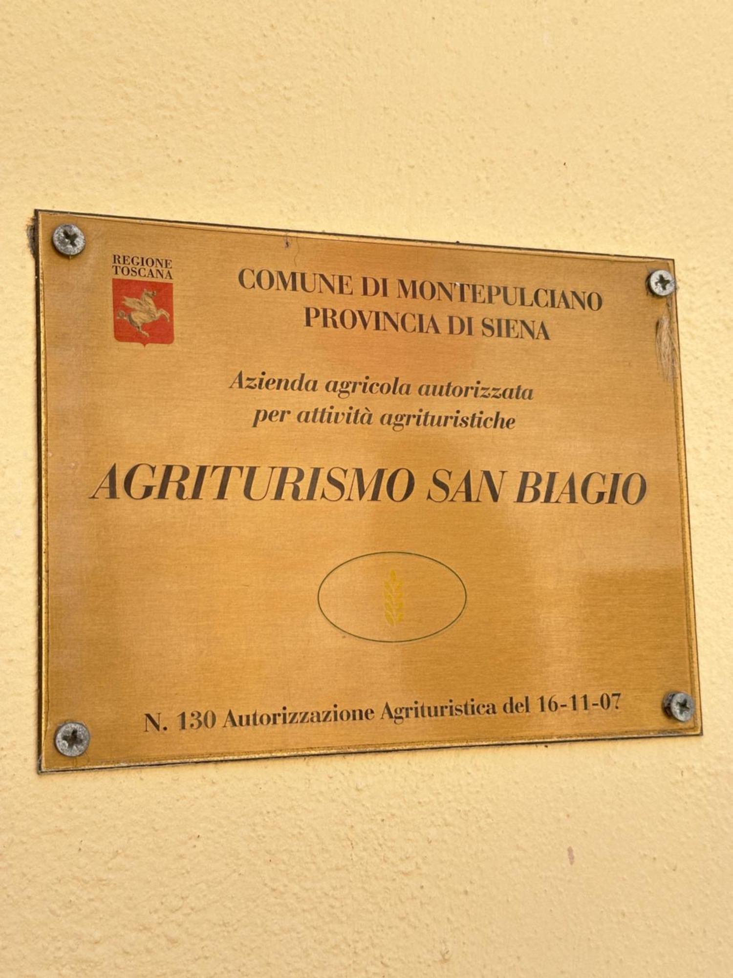 Agriturismo San Biagio Villa มอนติปุลเชียโน ภายนอก รูปภาพ